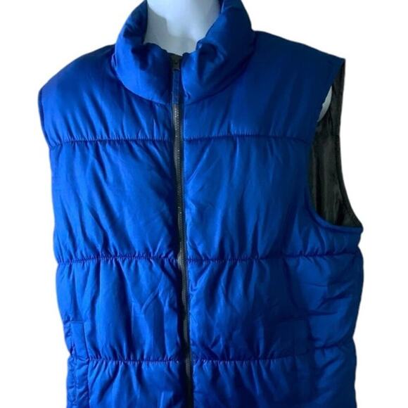 Old Navy Vintage Puffer Vest Unisex XL Sleeveless Zip Up Quilted Winter Outdoor - Picture 5 of 8